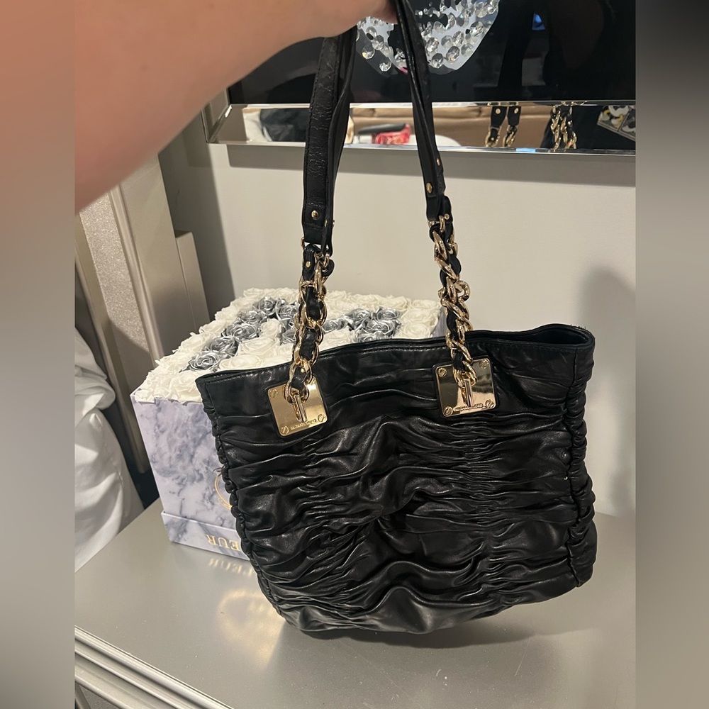 Authentic NWOT Michael Kors scrunched leather - Picture 2 of 7